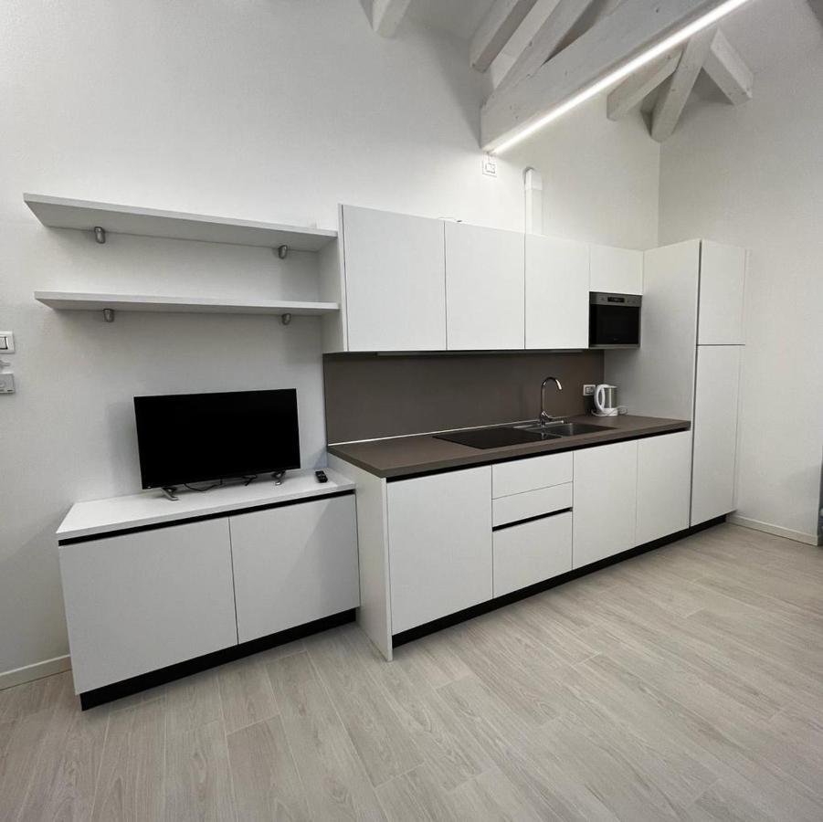 Smart Apartments Palazzo Mazzini Rovereto  Buitenkant foto