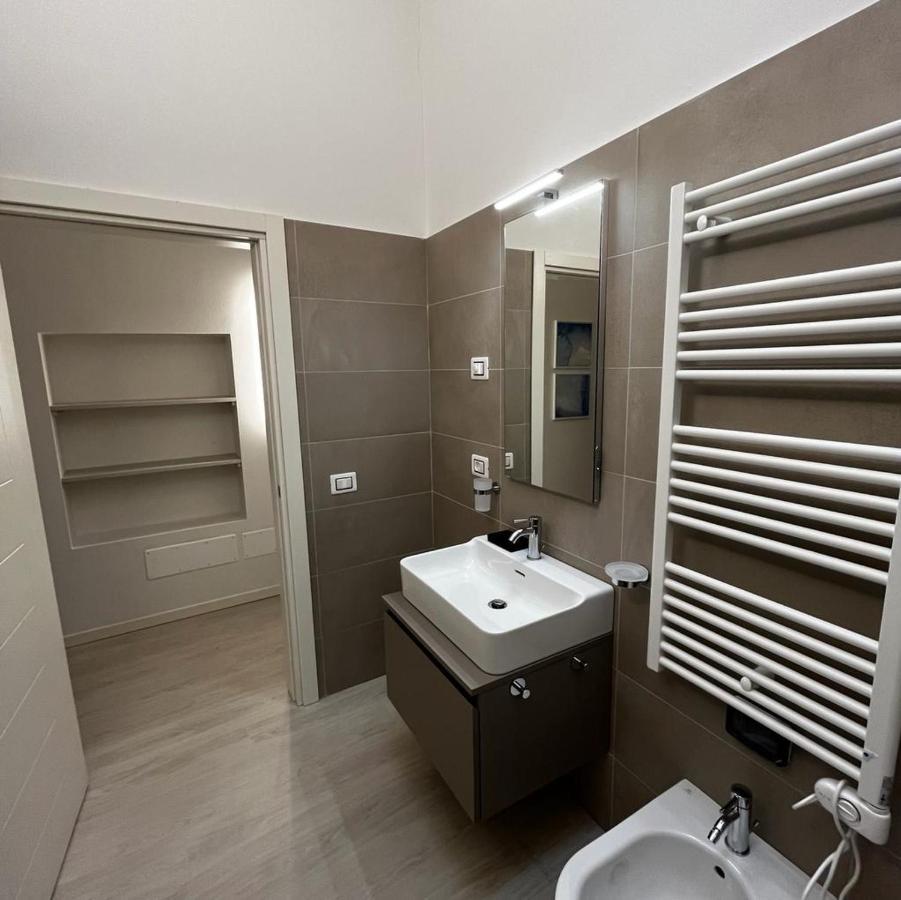 Smart Apartments Palazzo Mazzini Rovereto  Buitenkant foto